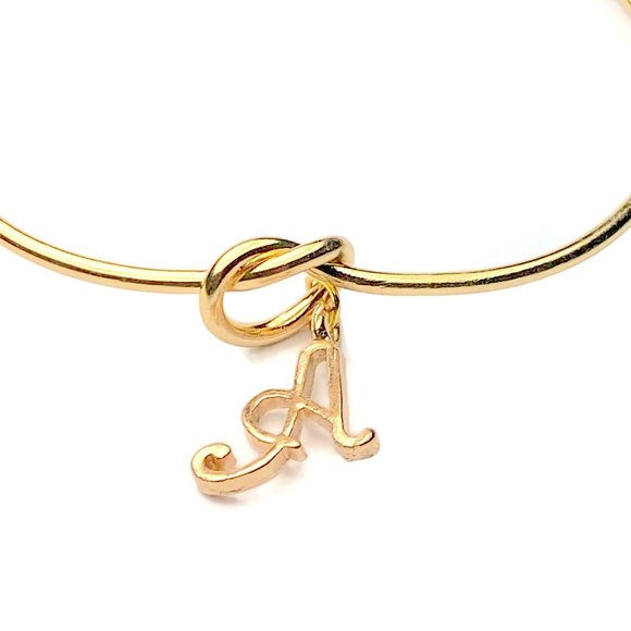 Letter knot gold bracelet - Picture 3 of 6